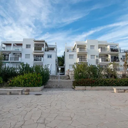 Glabur Stays! The One -1 - Elite Marina Front!