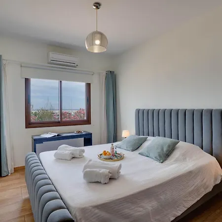 Glabur Stays! The One -1 - Elite Marina Front! *