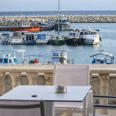 Glabur Stays! The One -1 - Elite Marina Front! Διαμέρισμα
