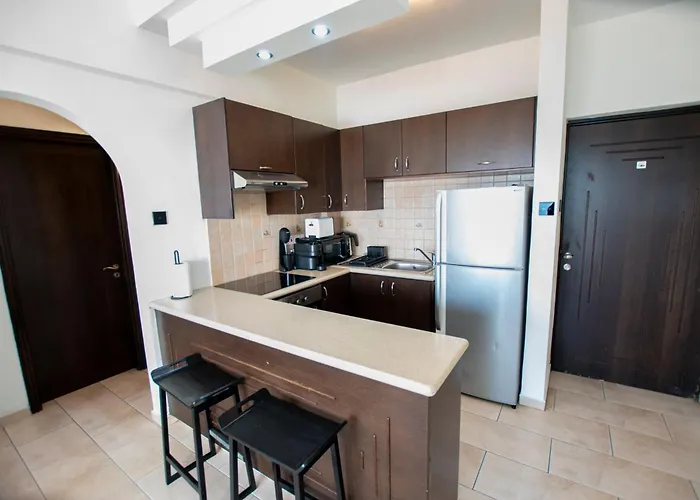 Glabur Stays! The One -1 - Elite Marina Front! *