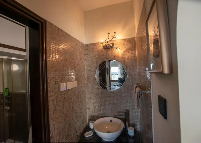 Glabur Stays! The One -1 - Elite Marina Front! *