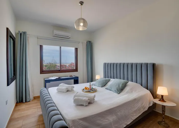 Glabur Stays! The One -1 - Elite Marina Front! *