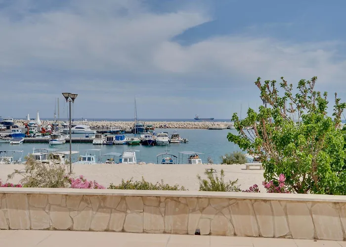 Glabur Stays! The One -1 - Elite Marina Front!