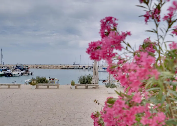 Apartmán Glabur Stays! The One -1 - Elite Marina Front!